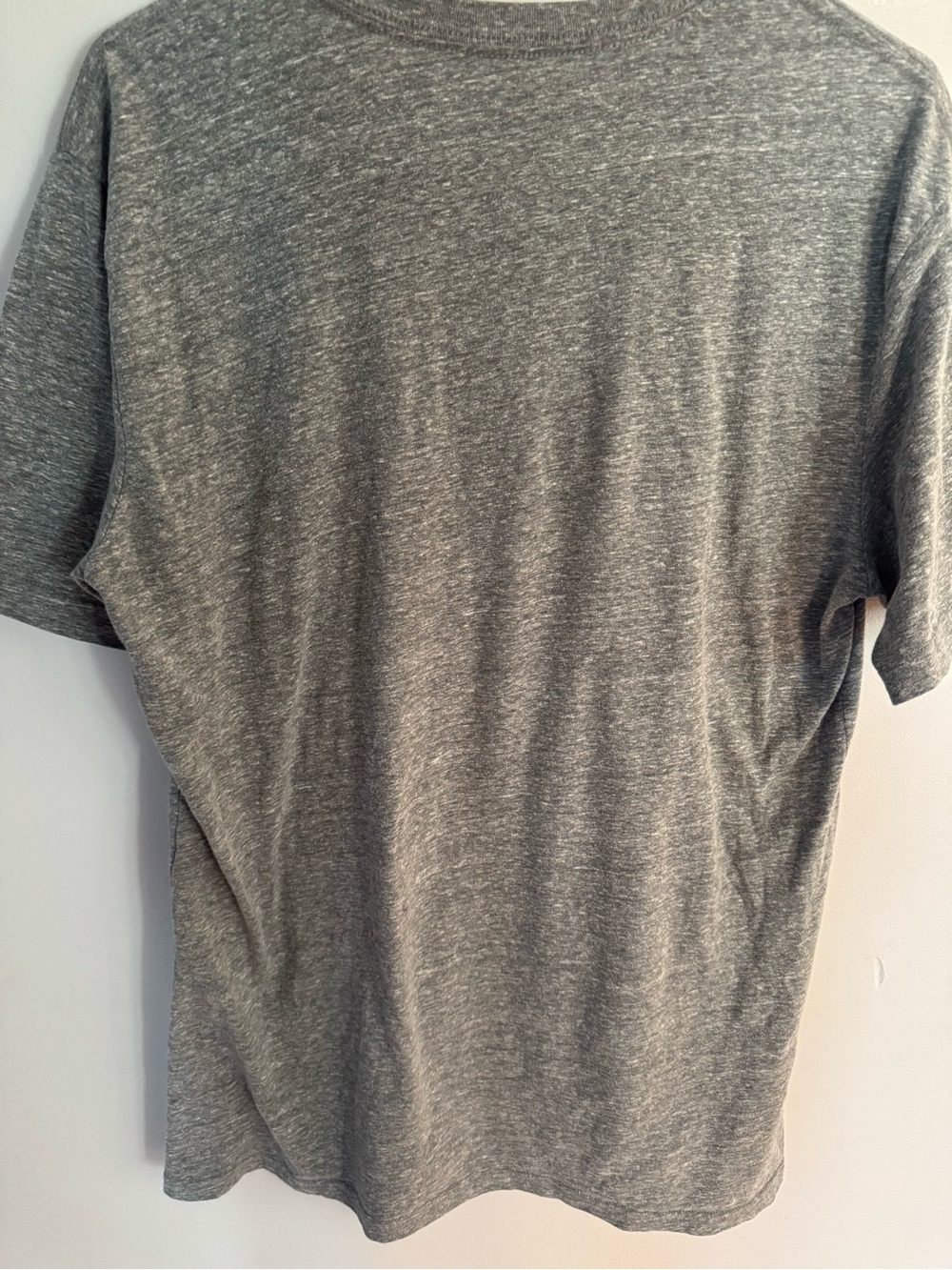 Disney Gray Mickey Mouse Short Sleeve Graphic Tee with Yellow Shoes Unisex Large - Picture 3 of 3